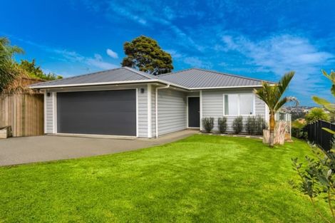 Photo of property in 112 Hibiscus Coast Highway, Red Beach, 0932