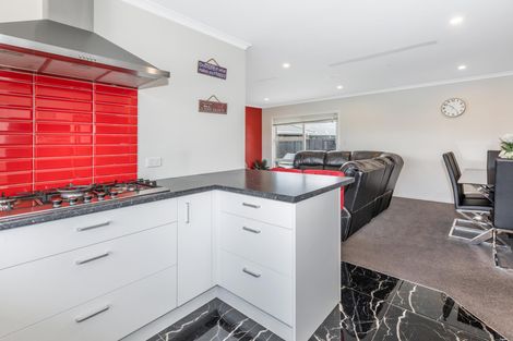 Photo of property in 27 Briannarose Drive, Fitzroy, Hamilton, 3206