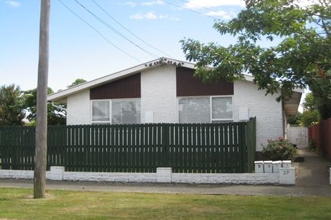 Photo of property in 1/27 Oxley Avenue, St Albans, Christchurch, 8014