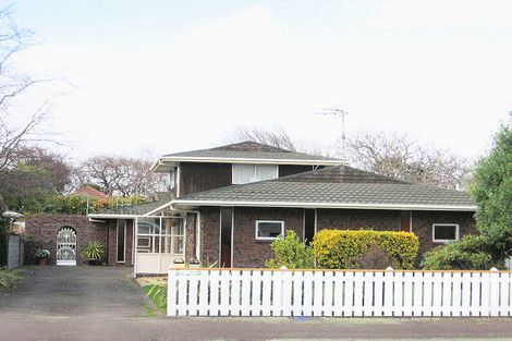 Photo of property in 650 Ferguson Street, Terrace End, Palmerston North, 4410