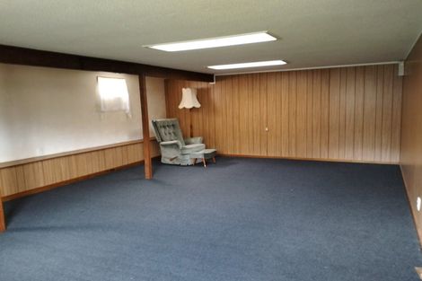 Photo of property in 16 Chestnut Grove, Maungaraki, Lower Hutt, 5010