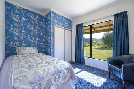 Photo of property in 19 Whiting Drive, Wakefield, 7025