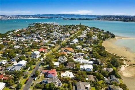 Photo of property in 1/71 Beresford Street, Bayswater, Auckland, 0622