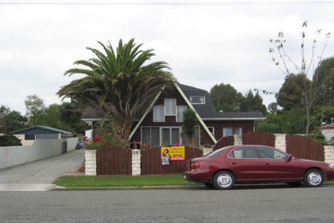 Photo of property in 28 John Street, Temuka, 7920