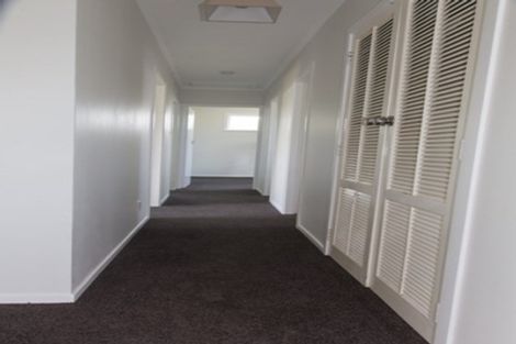 Photo of property in 1 Patea Place, Terrace End, Palmerston North, 4410