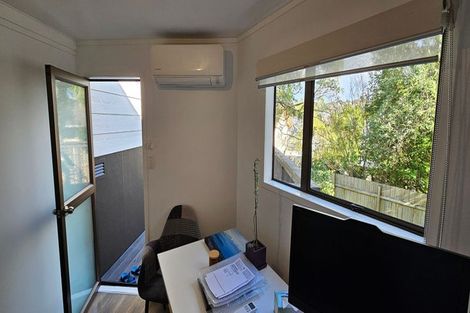 Photo of property in 1/13 Montclair Rise, Browns Bay, Auckland, 0630