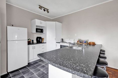 Photo of property in 18 Hunter Street, Normanby, Hawera, 4614