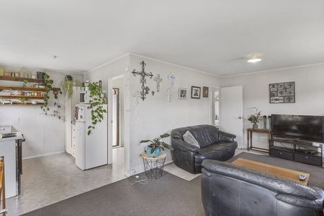 Photo of property in 1/45 Withers Road, Glen Eden, Auckland, 0602
