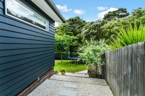 Photo of property in 17 Kunzea Place, Greenhithe, Auckland, 0632