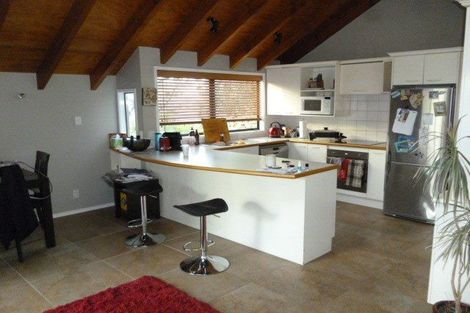 Photo of property in 111 Glenmore Road, Sunnyhills, Auckland, 2010