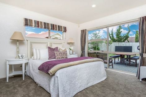 Photo of property in 4 Brosna Place, East Tamaki, Auckland, 2016