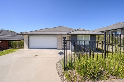Photo of property in 4 Ratahi Way, Omokoroa, 3114