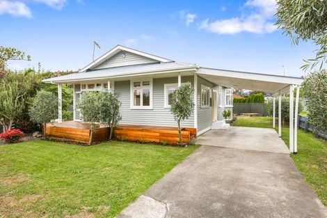 Photo of property in 50 Hollis Road, Paraparaumu Beach, Paraparaumu, 5032
