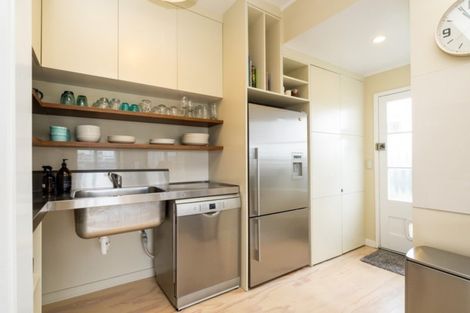 Photo of property in 5 Ferguson Avenue, Westshore, Napier, 4110