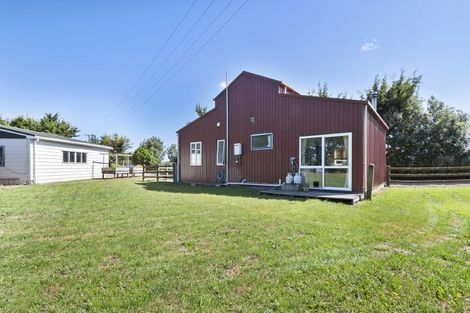 Photo of property in 118 Green Road, Awahuri, Palmerston North, 4476