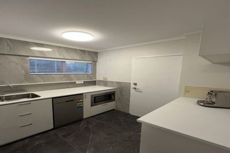 Photo of property in 1/3 Nickleby Place, Mellons Bay, Auckland, 2014