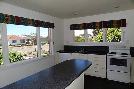 Photo of property in 54 Bickerton Street, Wainoni, Christchurch, 8061
