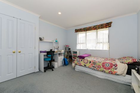 Photo of property in 14 Woodgate Court, Fitzherbert, Palmerston North, 4410