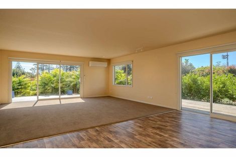 Photo of property in 2 Appletree Lane, Kerikeri, 0230