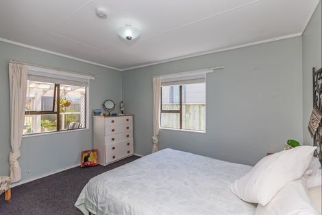 Photo of property in 6 Ruanui Street, Himatangi Beach, Foxton, 4891