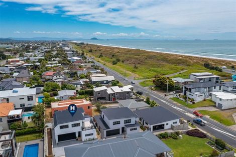 Photo of property in 1020c Papamoa Beach Road, Papamoa Beach, 3118