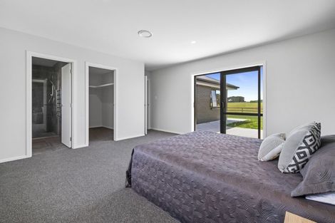 Photo of property in 539 Cemetery Road, Sanson, Palmerston North, 4479