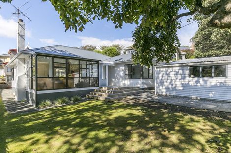 Photo of property in 44 The Drive, Tawa, Wellington, 5028