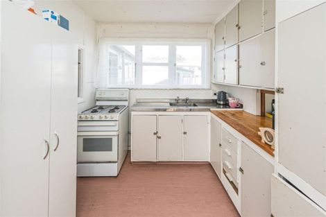 Photo of property in 211-214 Anzac Parade, Whanganui East, Whanganui, 4500