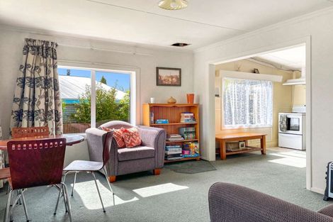 Photo of property in 11 Arthur Road, Owaka, 9585