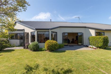 Photo of property in 25 Dallinger Street, St Andrews, Hamilton, 3200