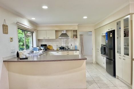 Photo of property in 43 Carousel Crescent, East Tamaki Heights, Auckland, 2016