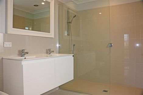 Photo of property in 6 Hapuka Close, Snells Beach, 0920