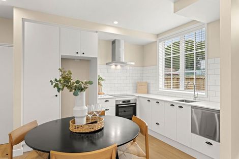 Photo of property in 46 Cleveland Street, Edgeware, Christchurch, 8013