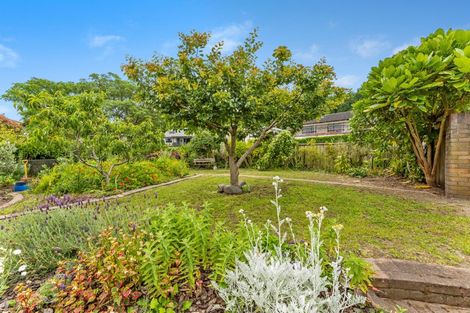 Photo of property in 6 Linda Place, Saint Johns Hill, Whanganui, 4501