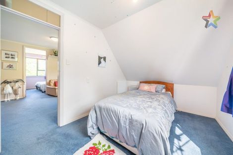 Photo of property in 168 Miromiro Road, Normandale, Lower Hutt, 5010