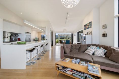 Photo of property in 154 Seaforth Road, Waihi Beach, 3611