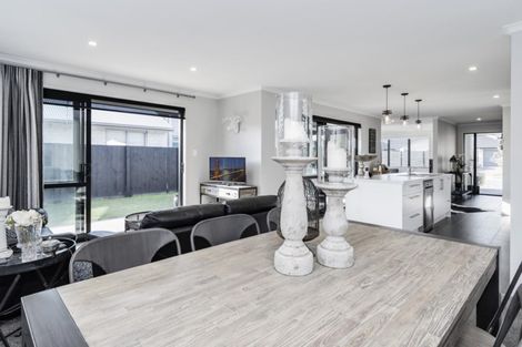 Photo of property in 15 Tuaia Street, Pyes Pa, Tauranga, 3112