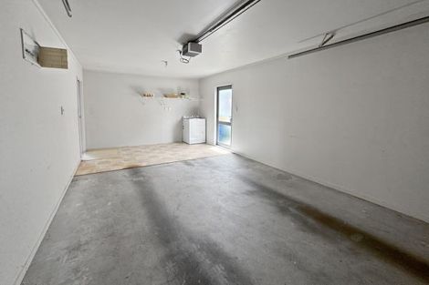 Photo of property in 43a Savoy Road, Glen Eden, Auckland, 0602