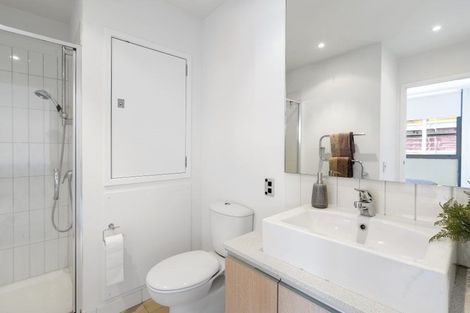 Photo of property in Halsey Apartments At Lighter Quay, 506/77 Halsey Street, Auckland Central, Auckland, 1010