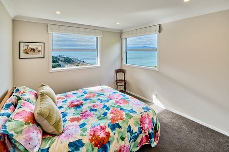 Photo of property in 10 Hervey Way, Kaiwharawhara, Wellington, 6035