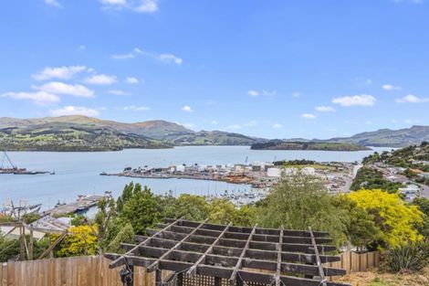 Photo of property in 17 Bridle Path, Lyttelton, 8082
