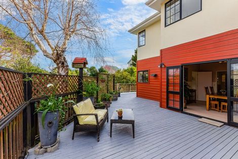 Photo of property in 6 Samwell Drive, Whitby, Porirua, 5024