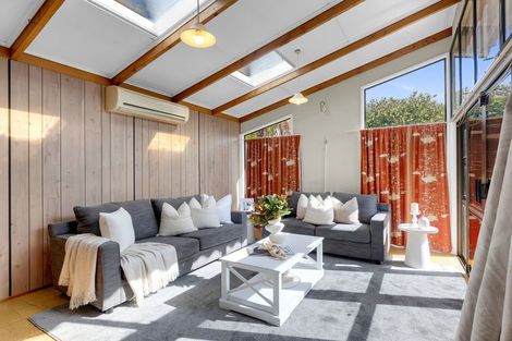 Photo of property in 8 Brennan Place, Hillcrest, Hamilton, 3216