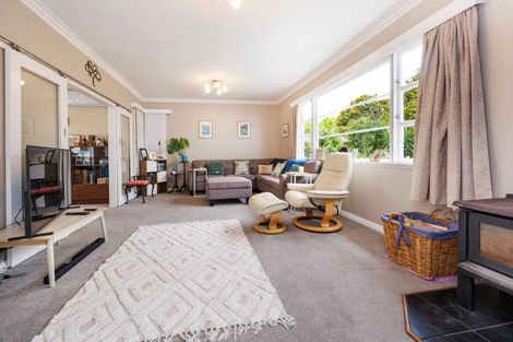 Photo of property in 9 Parata Street, Hokowhitu, Palmerston North, 4410