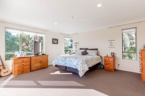 Photo of property in 19 Gilberd Place, Torbay, Auckland, 0630