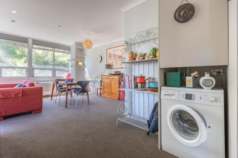 Photo of property in Mclean Towers, 2a/3 Shakespeare Road, Napier South, Napier, 4110