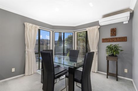 Photo of property in 30 Lanyon Place, Whitby, Porirua, 5024