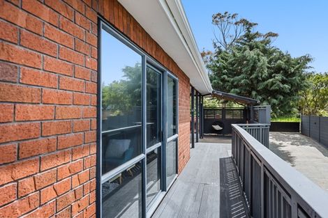 Photo of property in 54 Norana Road, Timberlea, Upper Hutt, 5018