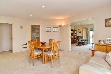 Photo of property in 158 Avonhead Road, Avonhead, Christchurch, 8042