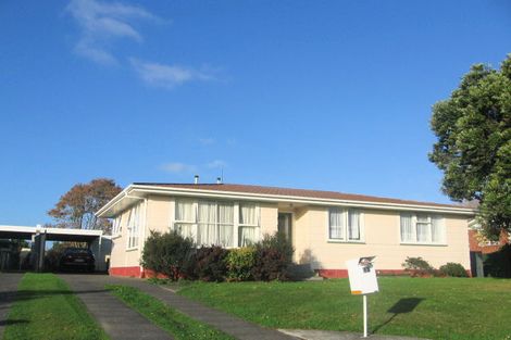 Photo of property in 15 Clutha Place, Westbrook, Palmerston North, 4412
